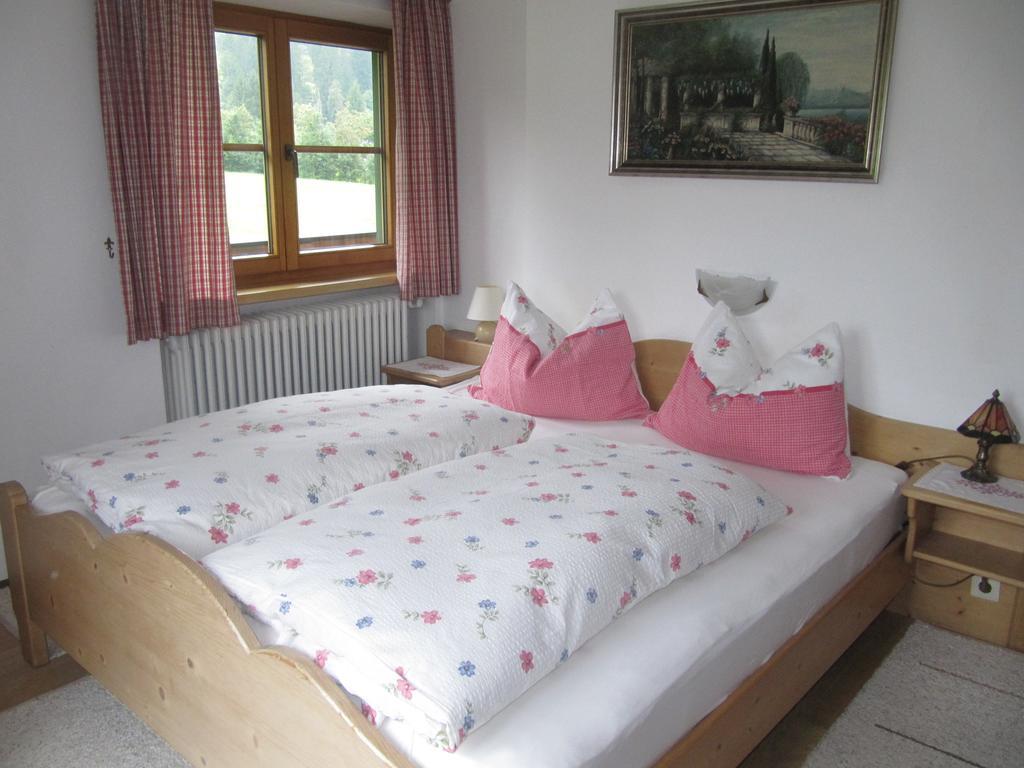 Haus Friedl Hotel Kitzbühel Szoba fotó